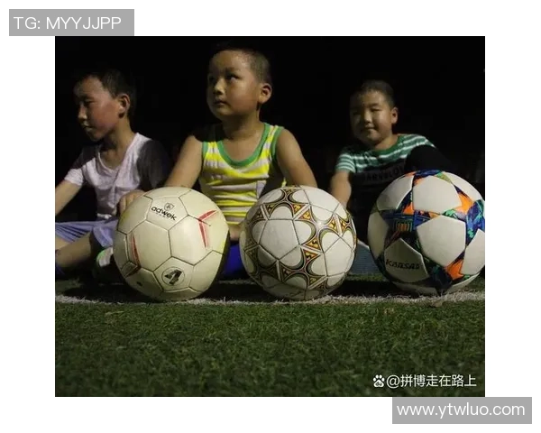 从小放养的足球明星如何在绿茵场上绽放光彩与激情