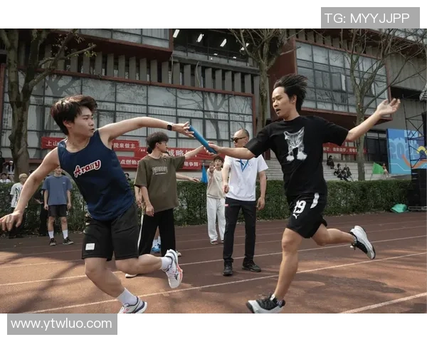 成都排球队展现卓越团队协作精神助力联赛精彩表现 成都排球队展现卓越团队协作精神助力联赛精彩表现